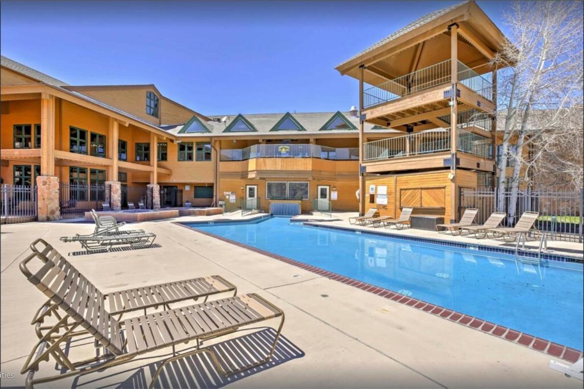 Appartamento Relax, Adventure, Views, Amenities+Memories Granby Esterno foto